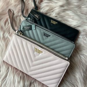 Victoria’s Secret quilted wallet bundle